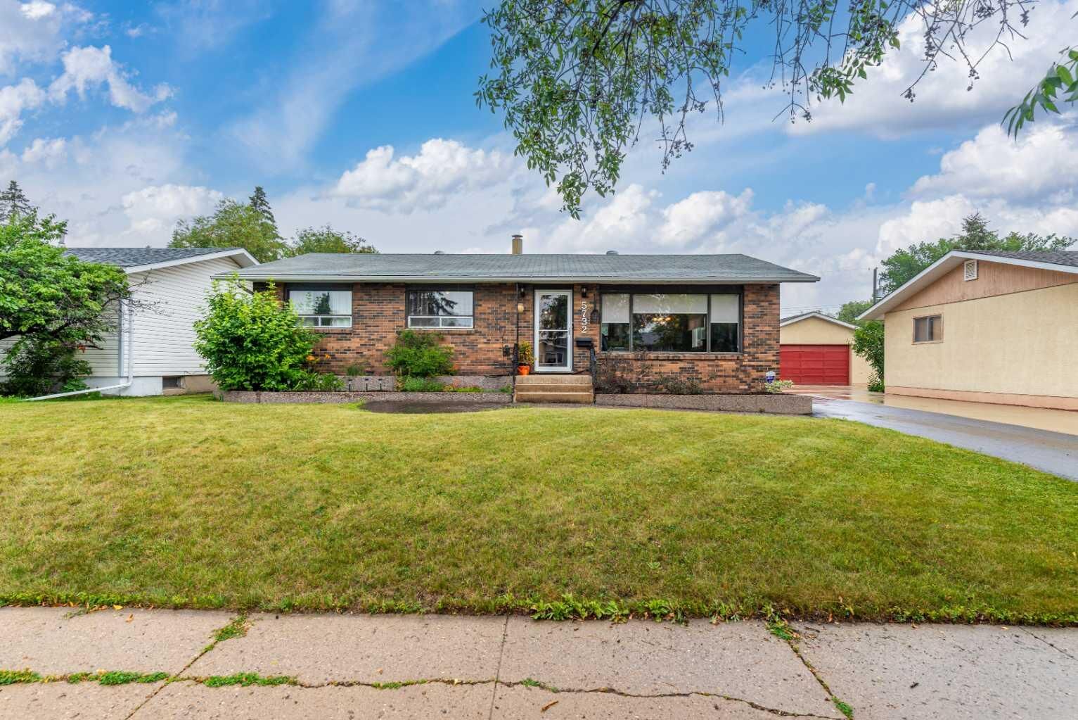 Property Photo: 5732 47 Street AB T9V 1B5