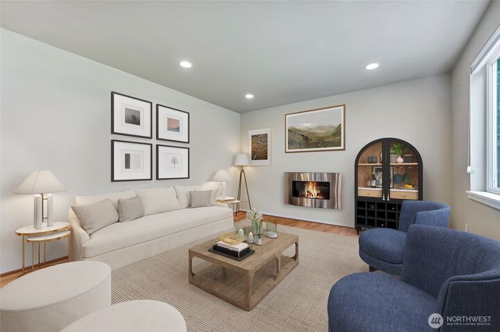 Property Photo: 502 S 187th Lane WA 98148