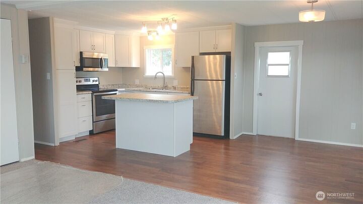 Property Photo: 35 Stillaguamish Avenue NE WA 98282