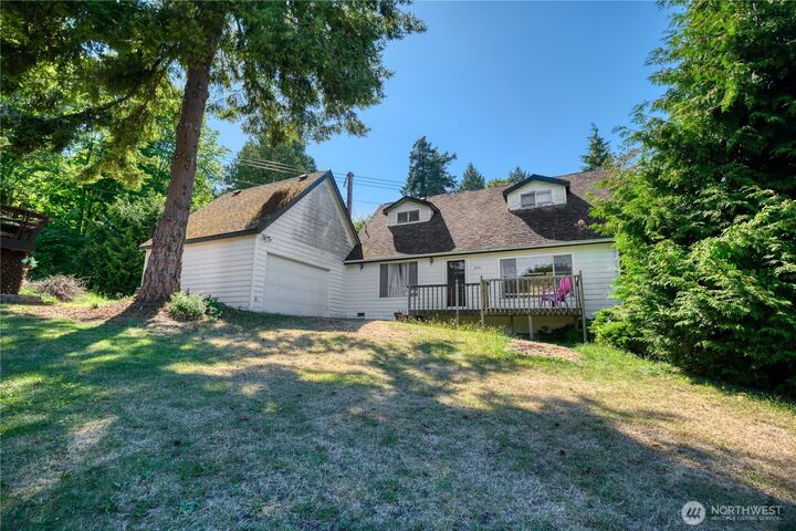Property Photo:  2145  Fir Street  WA 98281 