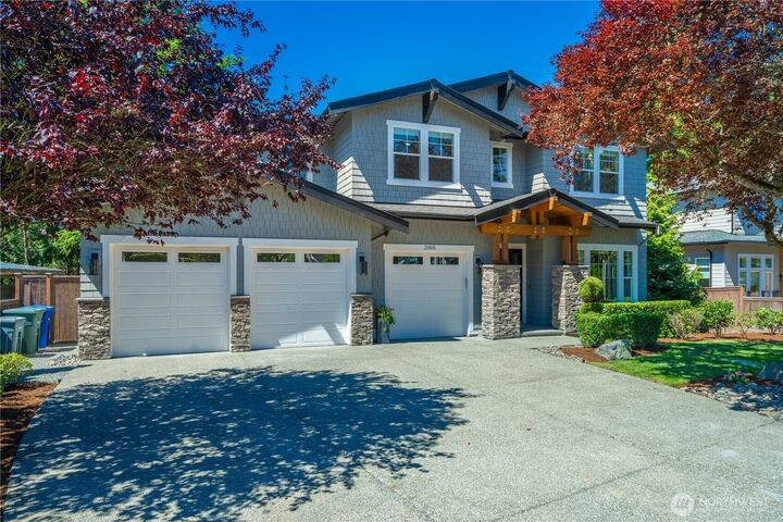 Property Photo: 2005 105th Avenue NE WA 98004