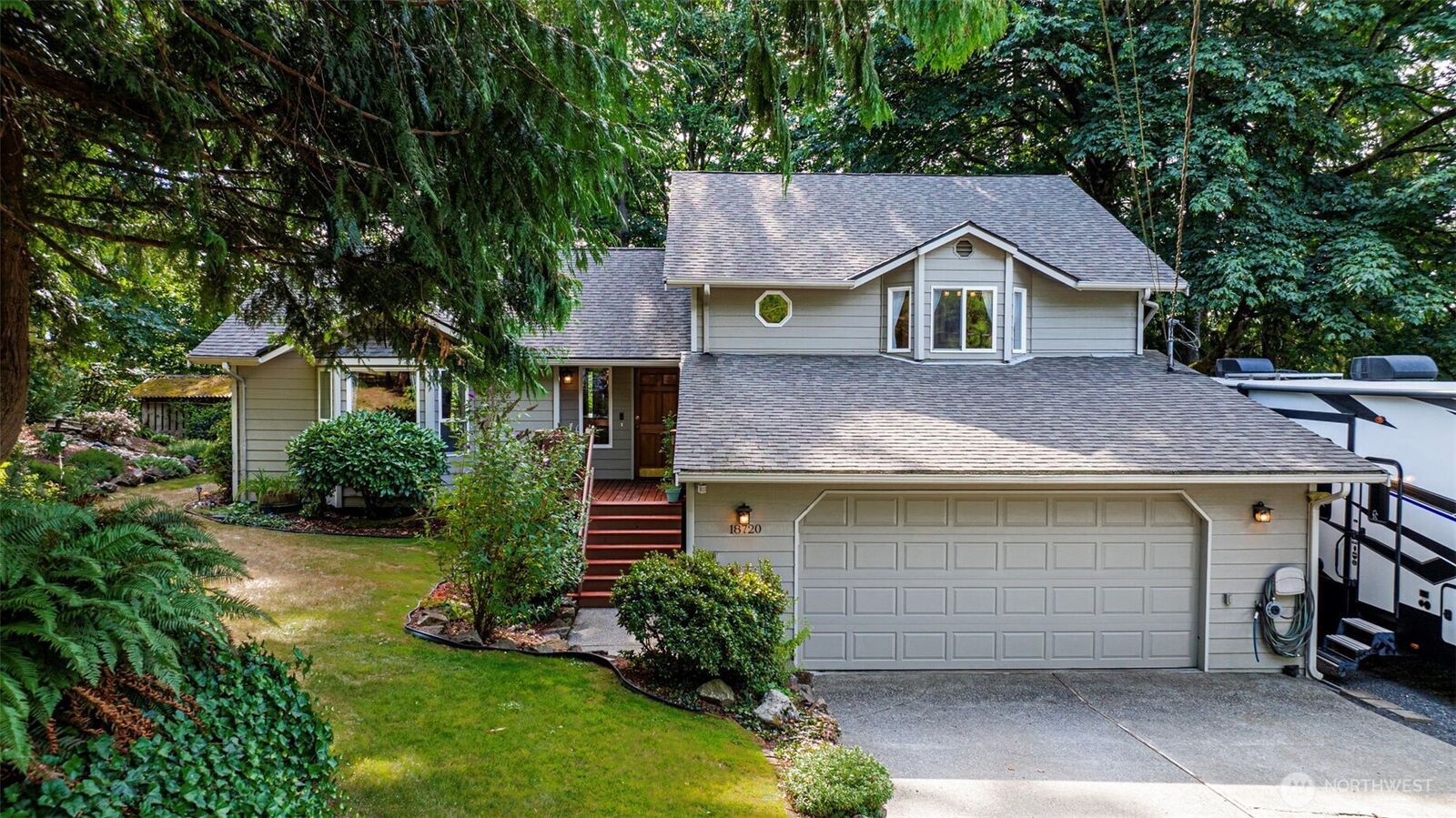 Property Photo:  18720  El Bello Paseo  WA 98272 