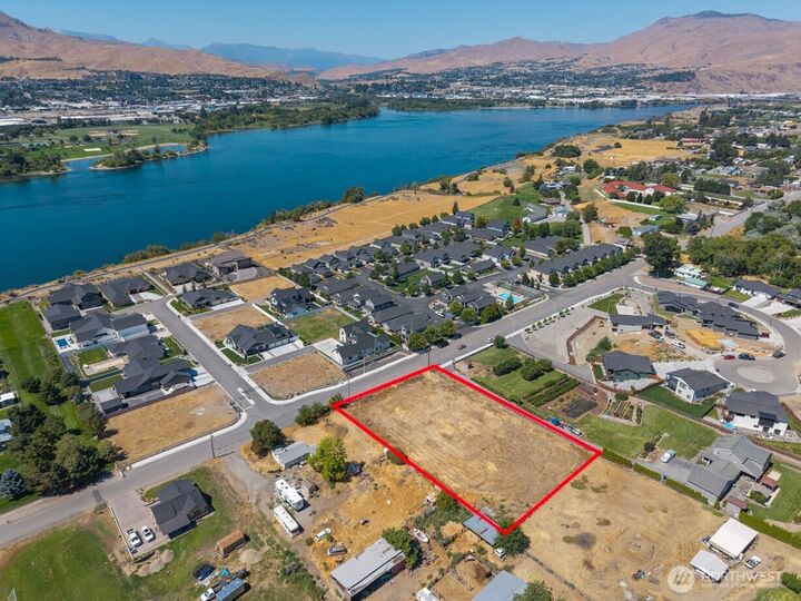 Property Photo: 0 NW Columbia Avenue WA 98802