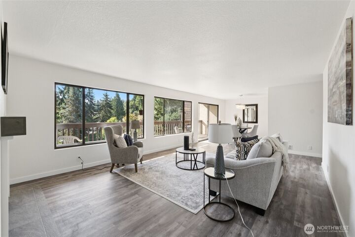 Property Photo:  18210  15th Avenue NE 203  WA 98155 