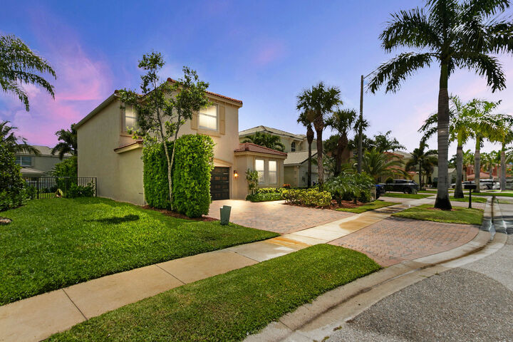 Property Photo: 9187 Bryden Court FL 33414