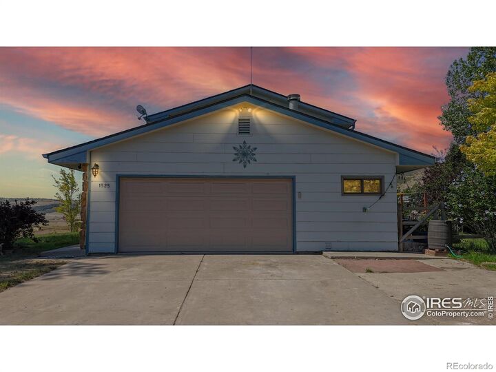 Property Photo: 1525 S County Road 27 E CO 80513