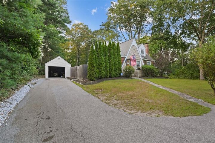 Property Photo:  75 Smith Avenue  RI 02828 