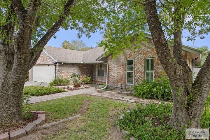 Property Photo: 3102 Lazy Lake Dr TX 78550