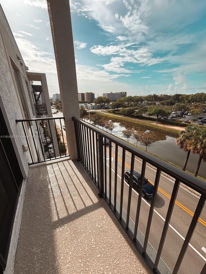Property Photo: 8265 NW 41st St C-407 FL 33166