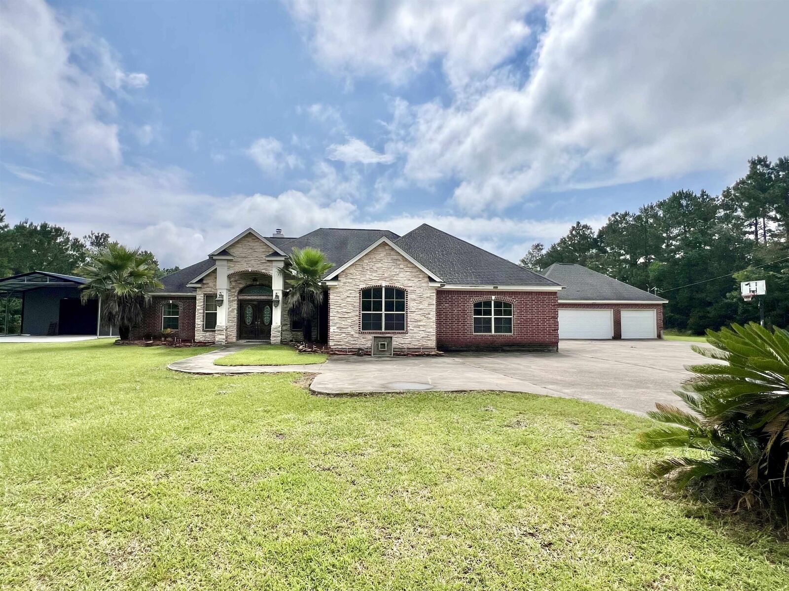 Property Photo: 5864 Rebel TX 77662