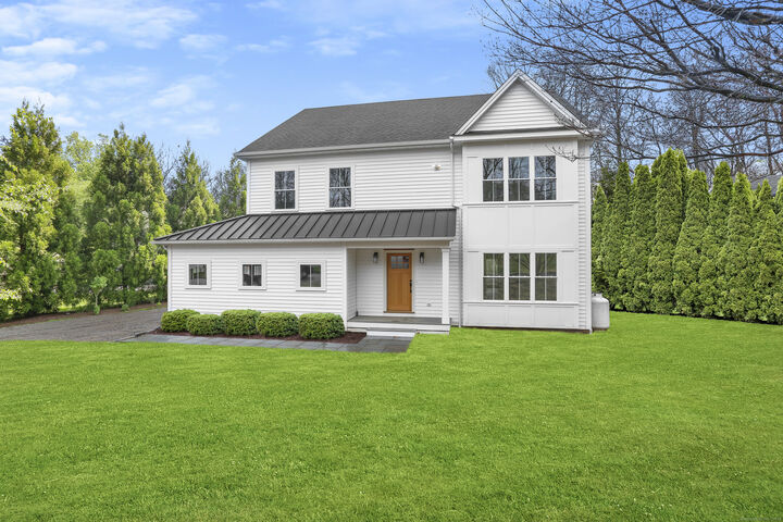 359 Reid Street  Fairfield CT 06824 photo