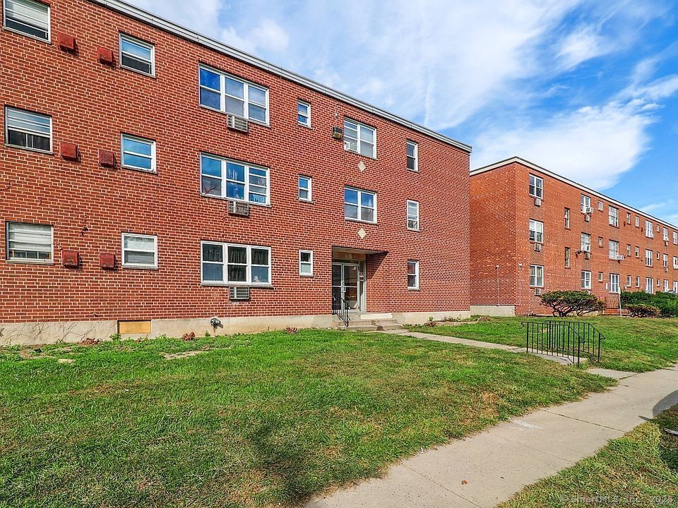 Property Photo: 24 Merrill Street Apt B5 CT 06106