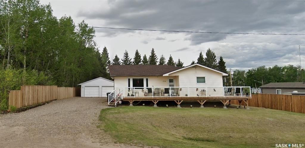 Property Photo: 204 1st Avenue S SK S0M 0T0