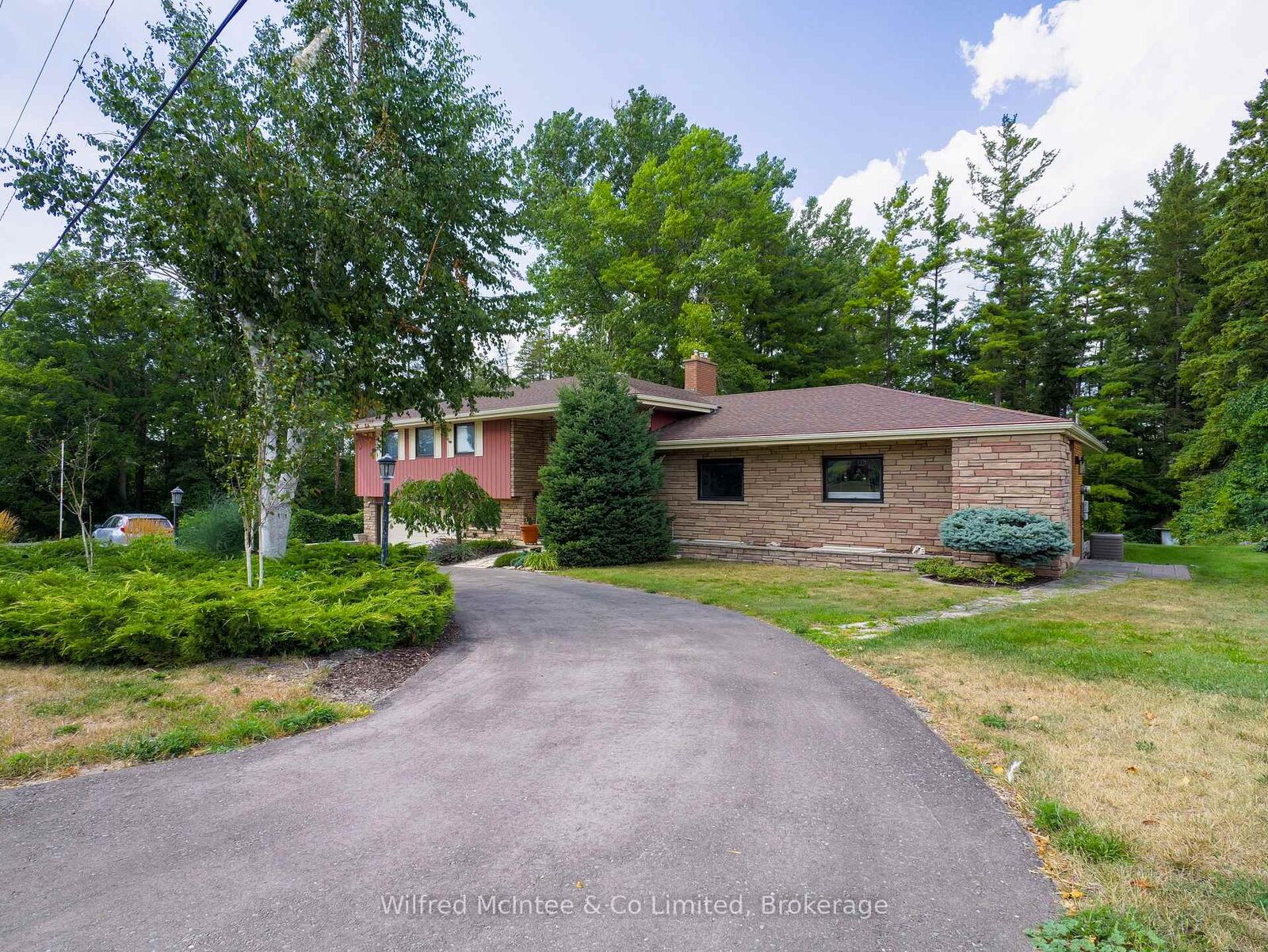 Property Photo: 294 2nd Street ON N4N 1A5