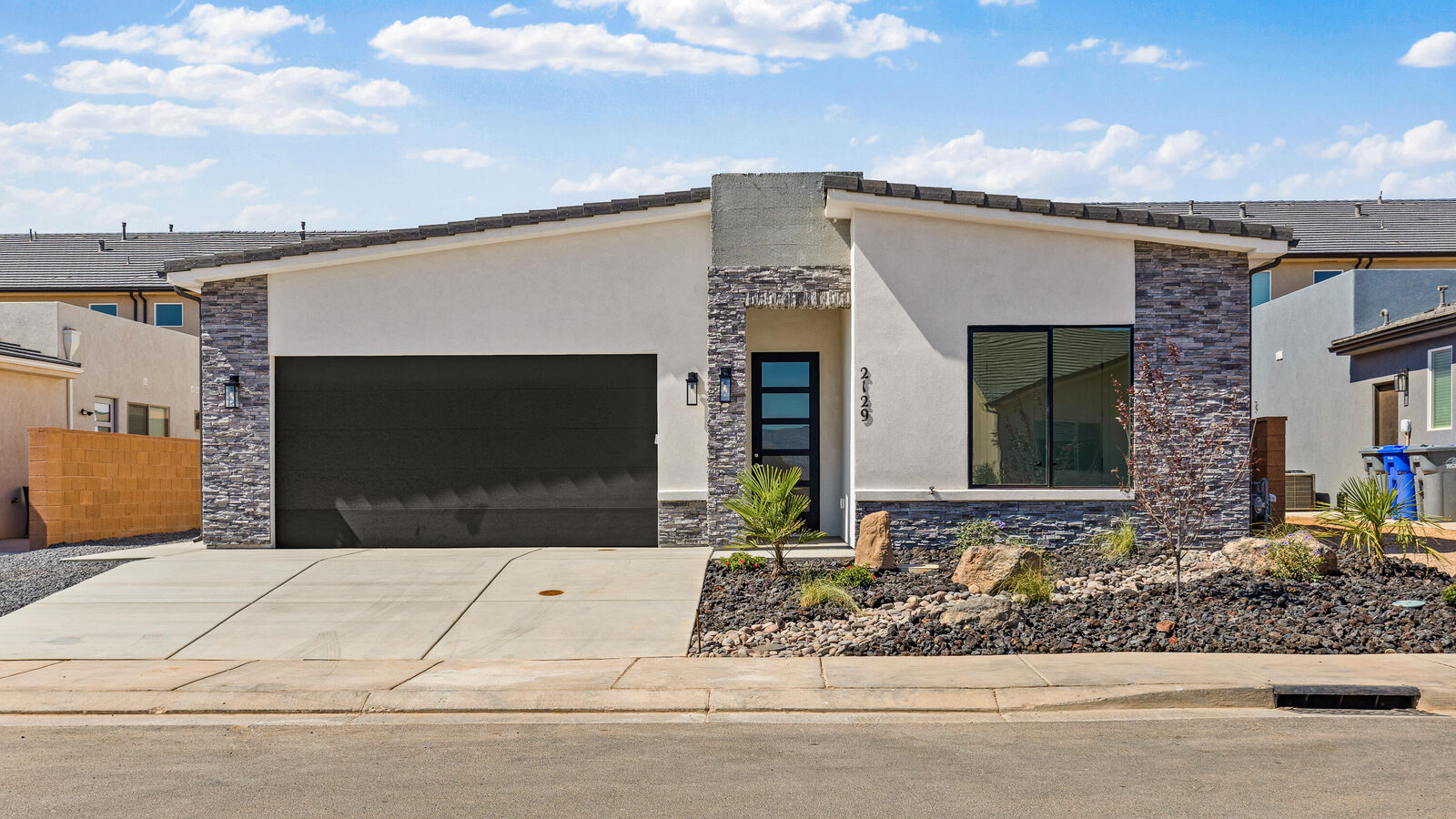 Property Photo: 2129 W 320 S UT 84737