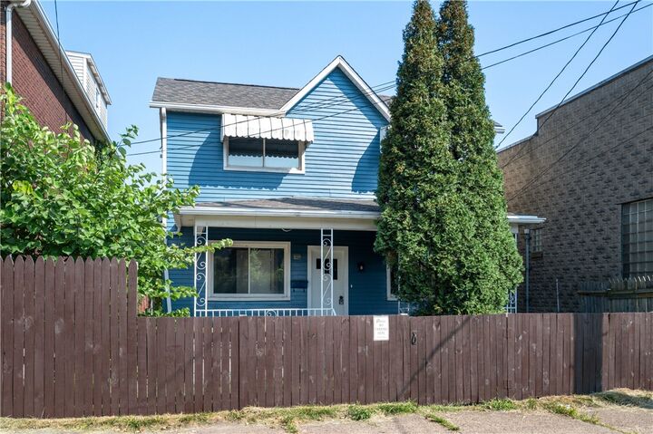 Property Photo:  101 River Ave  PA 15065 