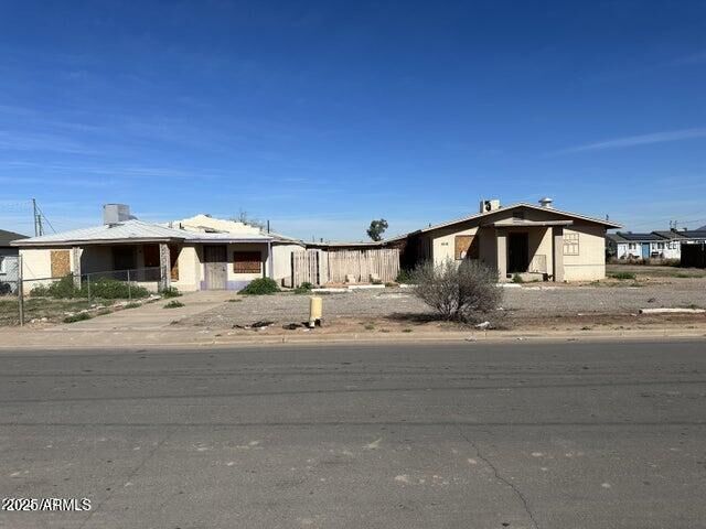 1618 E Wood Street  Phoenix AZ 85040 photo