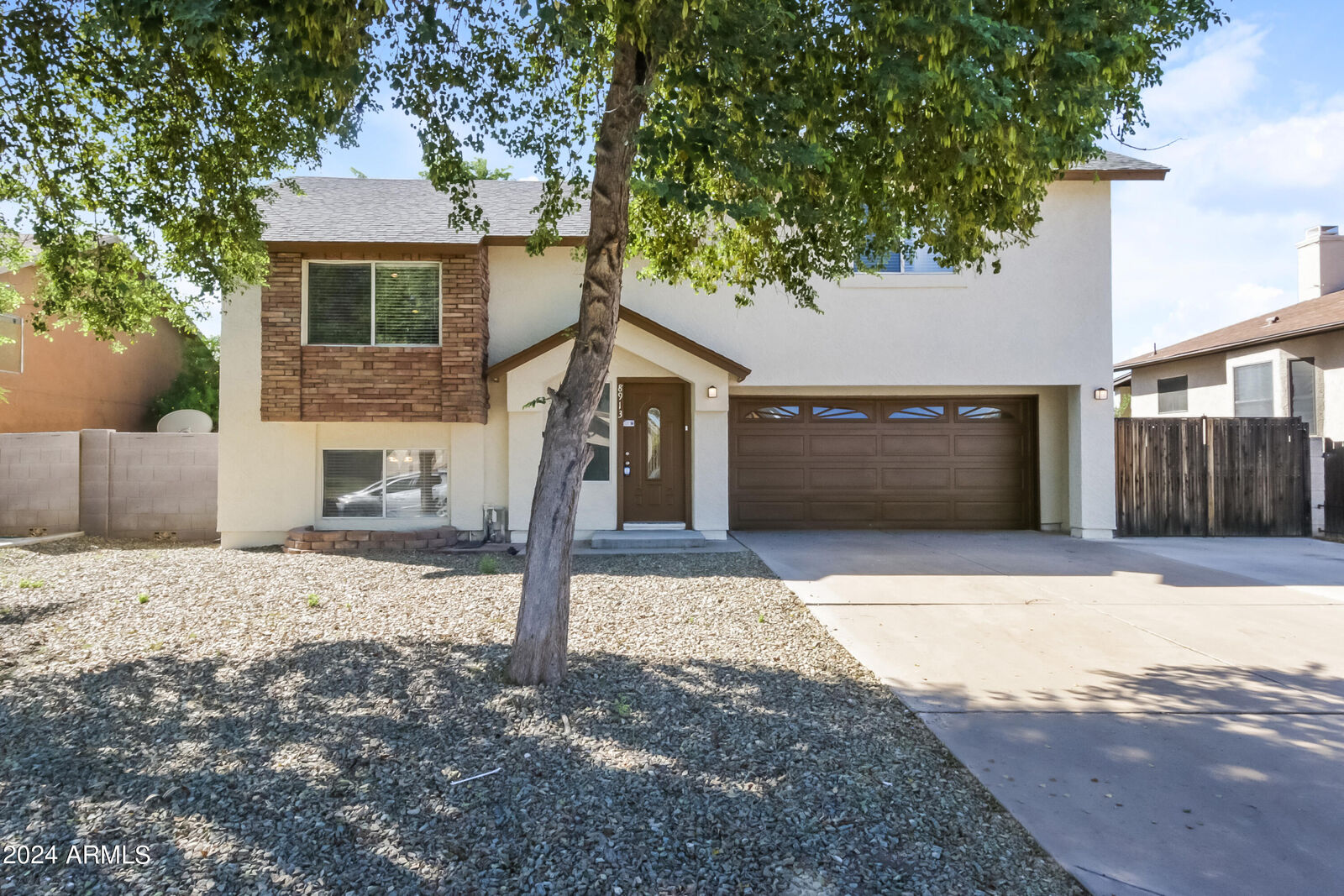 Property Photo:  8913 W Sheridan Street  AZ 85037 