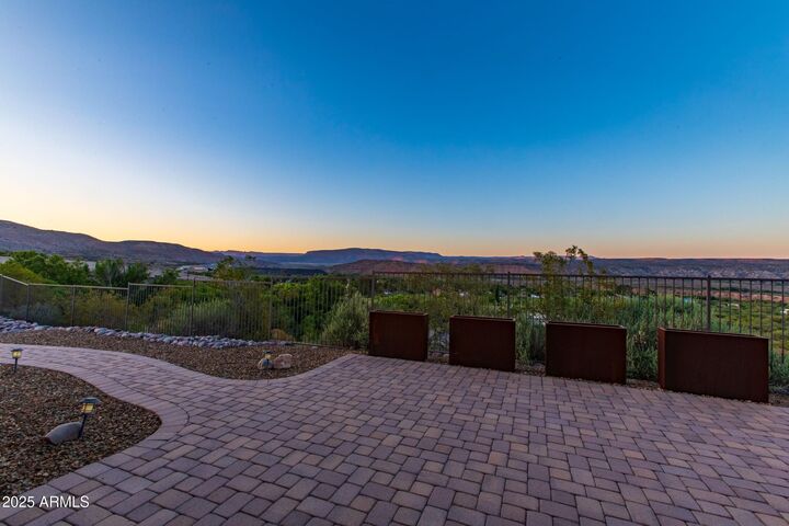 Property Photo: 258 Whistle Stop Road AZ 86324