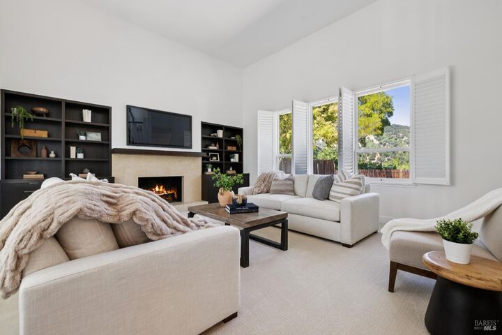 447 Cedar Hill Drive  San Rafael CA 94903 photo