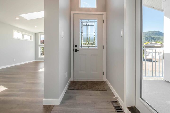 Photo de la propriété:  45640 Watson Road 102  BC V2R 3R1 