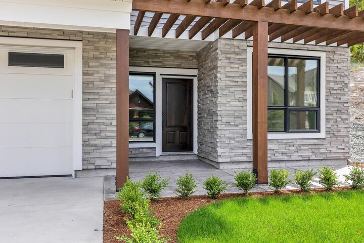Property Photo:  47180 Sylvan Drive  BC V2R 0R8 