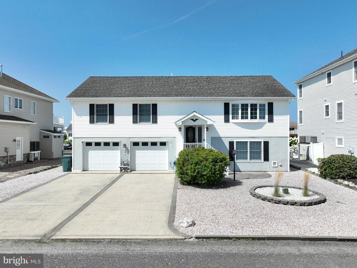 Property Photo:  54 Kentucky Drive  NJ 08087 