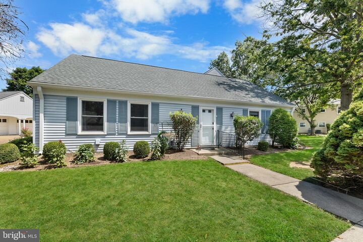 394C Orrington Lane  Monroe Township NJ 08831 photo