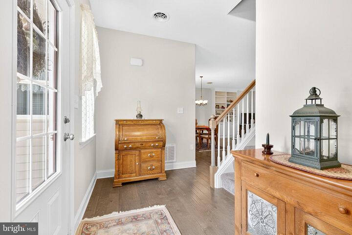 Property Photo:  349 Pin Oak Drive  PA 17543 