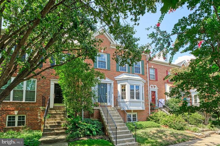 Property Photo:  13116 Ashnut Lane  VA 20171 