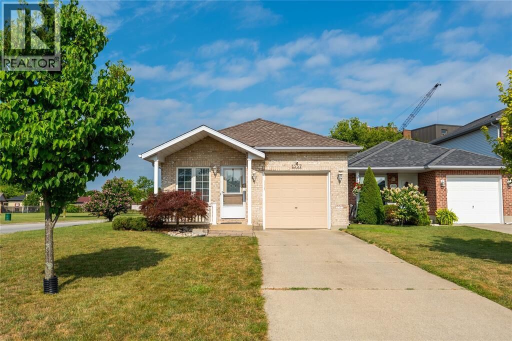 Property Photo:  1557 Afton Court  ON N7S 5Y3 