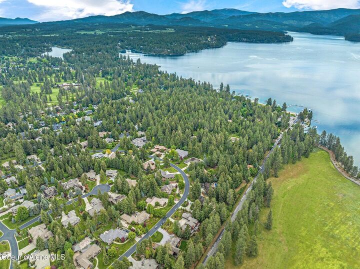 Property Photo:  2060 E Woodstone Dr  ID 83835 
