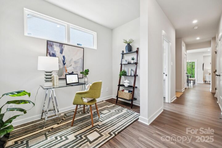 Property Photo: 3062 Finchborough Court 240 NC 28269