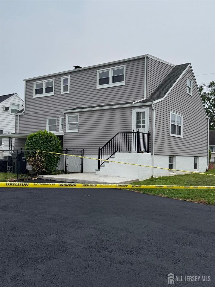 Property Photo:  138 Bedford Avenue  NJ 08830 