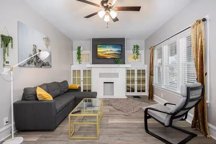 Property Photo: 792 S 18th Street OH 43206