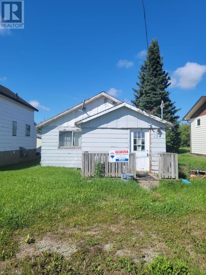 124 Sykes St  Atikokan ON P0T 1C0 photo