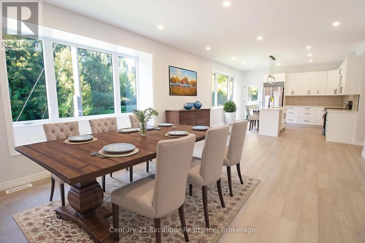 Property Photo:  195 Garafraxa Street West  ON N1M 1C5 
