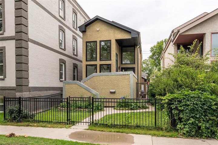 633 Mulvey Avenue  Winnipeg MB R3M 1G1 photo