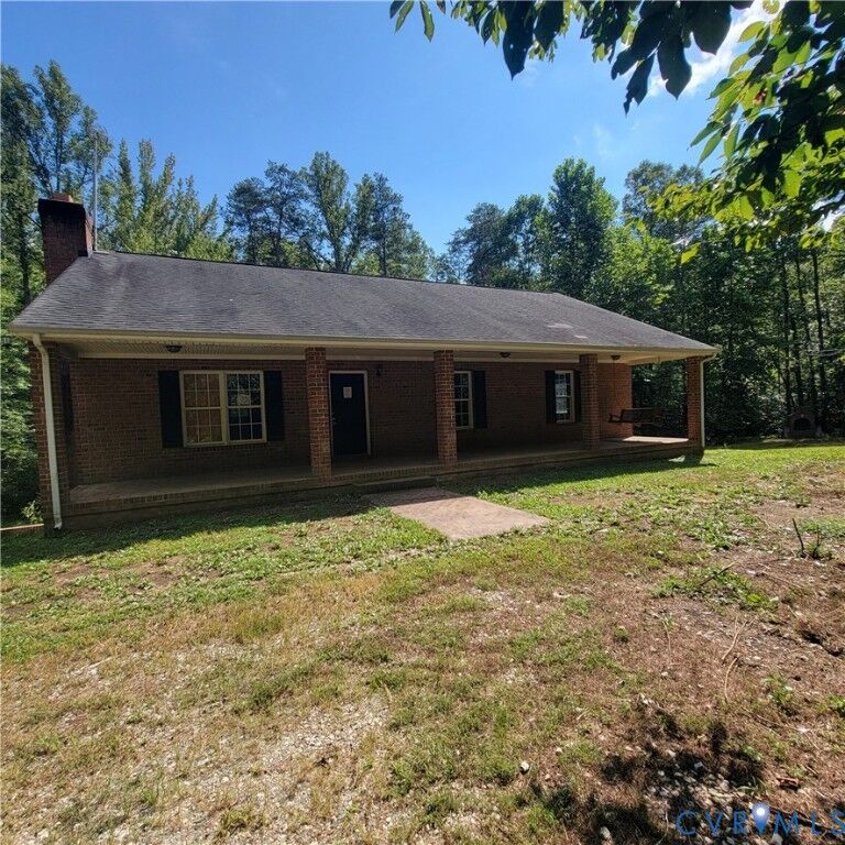 Property Photo: 3489 Cedar Plains Road VA 23153