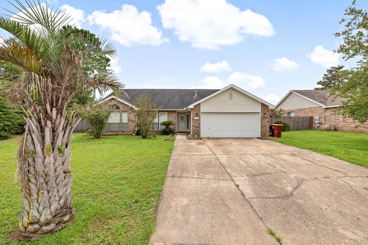 719 Majestic Prince Court  Crestview FL 32539 photo