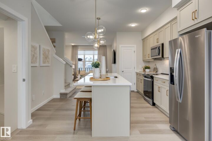 Property Photo:  7020 50A Avenue  AB T4X 3E6 