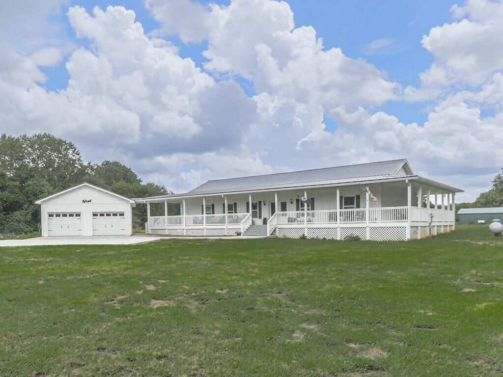 Property Photo:  191 Langford Road NE  GA 30734 