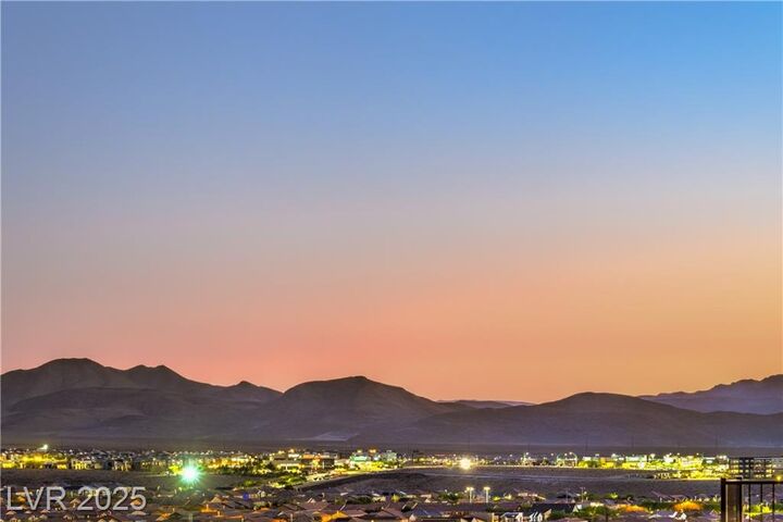 Property Photo:  2170 Peyten Park Street  NV 89052 