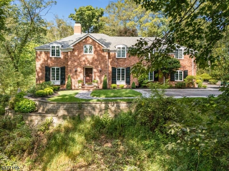 Property Photo:  10 Farview Dr  NJ 08801 