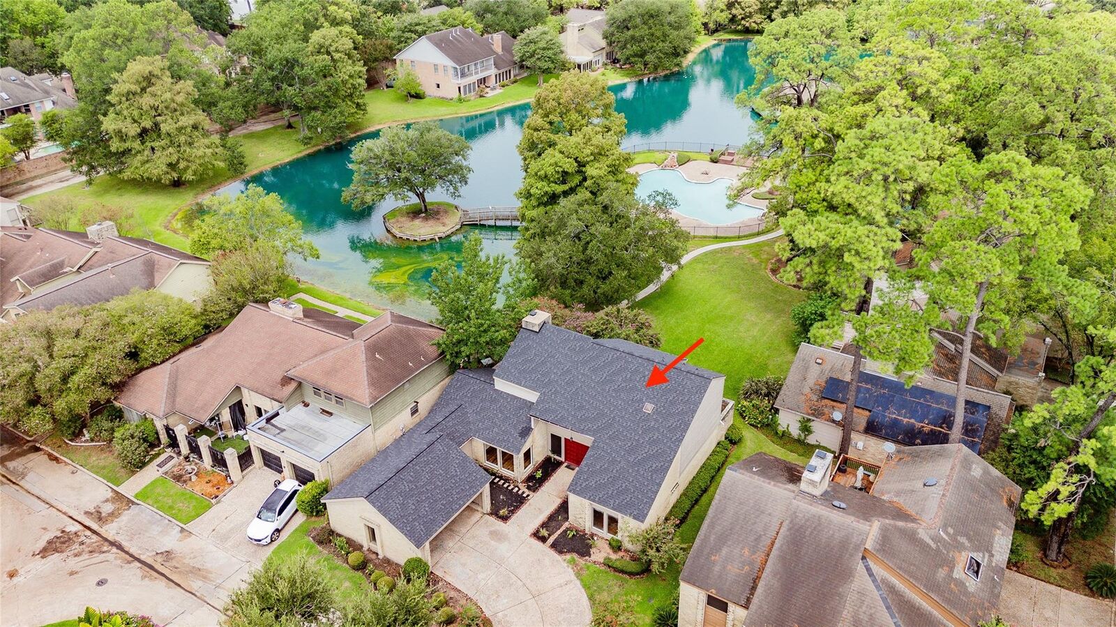 Property Photo: 175 Old Bridge Lake TX 77069