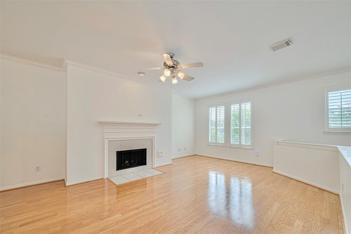 Property Photo:  1715 Hadley Street  TX 77003 
