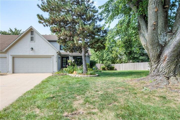 12112 England Street  Overland Park KS 66213 photo