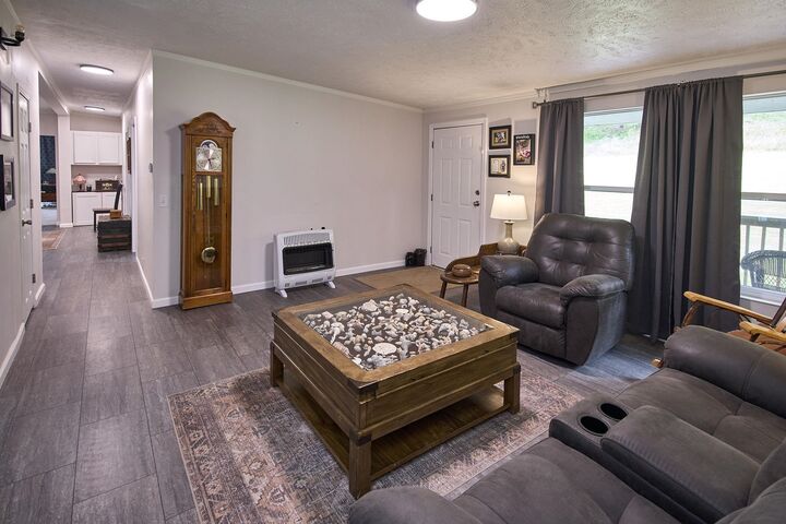 Property Photo: 486 Hale Lane WV 25123