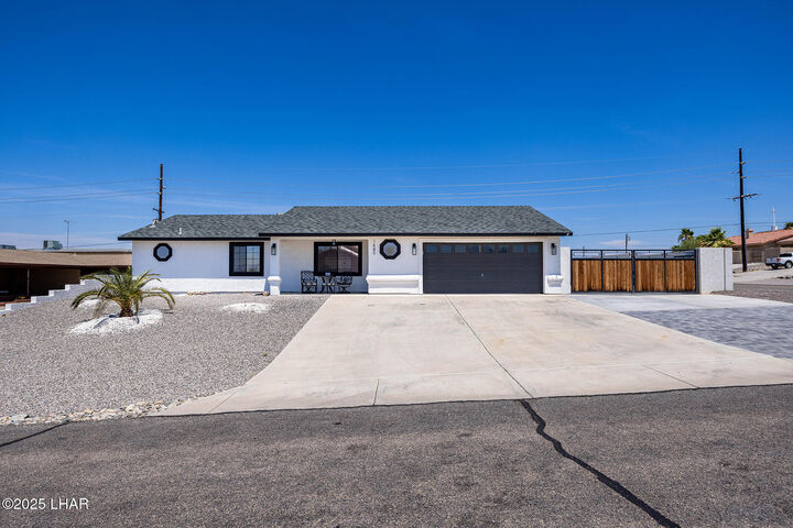 Property Photo:  1485 Tanqueray Dr  AZ 86404 