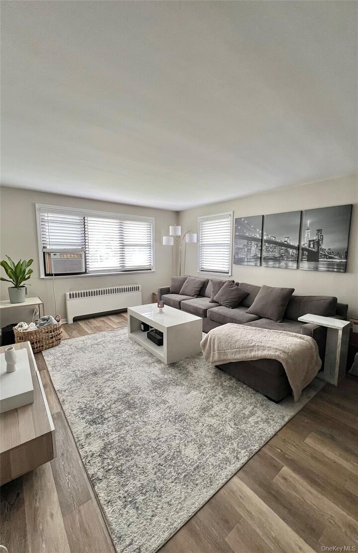 Property Photo:  154 Martling Avenue B4  NY 10591 